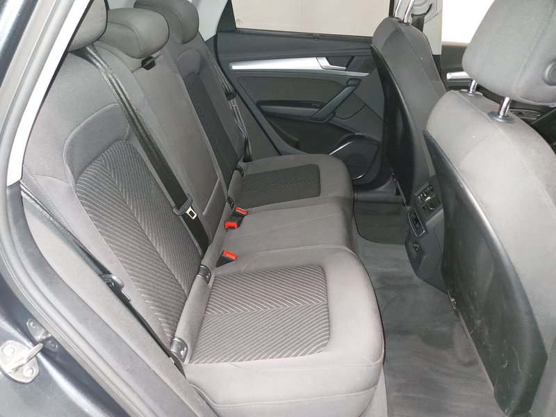 Audi Q5 35 TDI automatik S line • Full LED • Webasto — 12