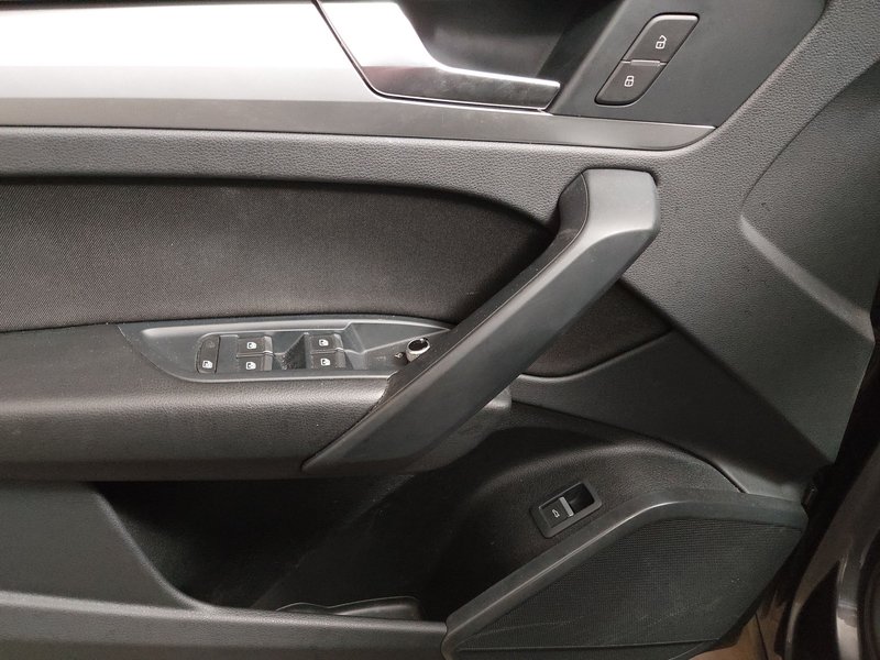Audi Q5 35 TDI automatik S line • Full LED • Webasto — 5