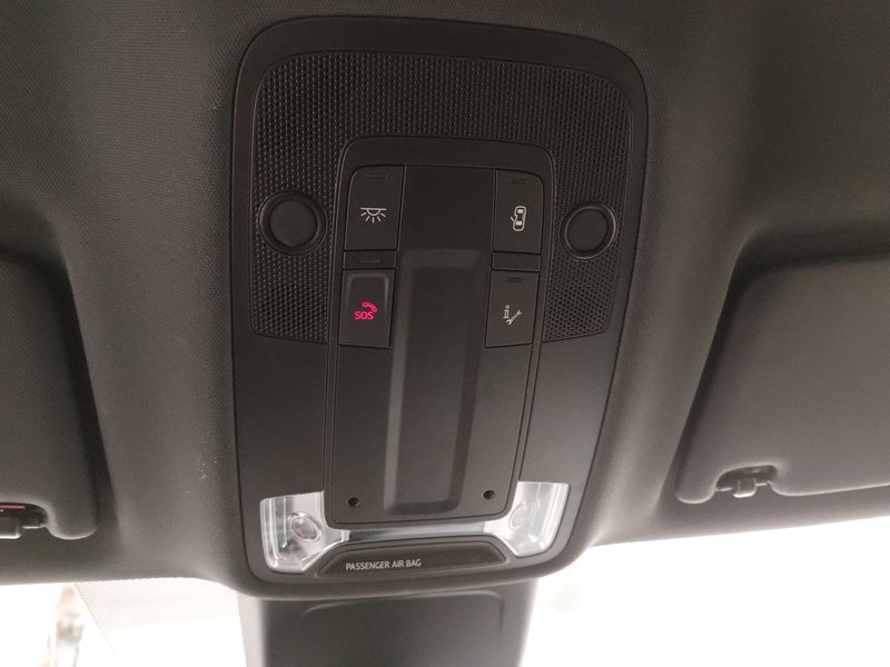 Audi Q3 45 TFSI automatik S line • Full LED • digitalni instrumenti — 13