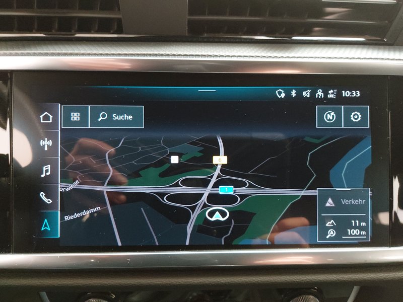 Audi Q3 45 TFSI automatik S line • Full LED • digitalni instrumenti — 18