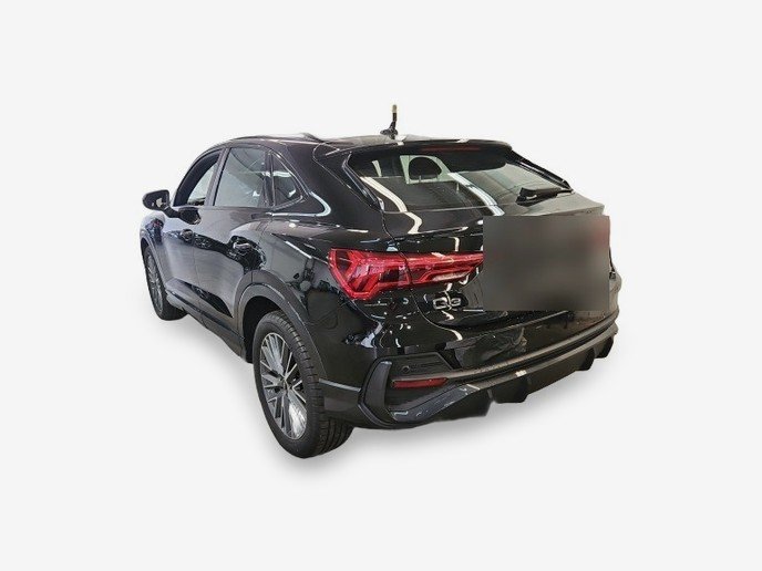 Audi Q3 45 TFSI automatik S line • Full LED • digitalni instrumenti — 4