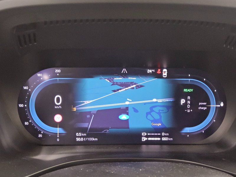 Volvo XC60 T8 AWD Hybrid Inscription automatik • panorama • LED — 8