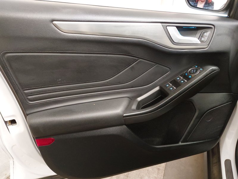 Ford Focus Turnier 2.0 EcoBlue automatik Titanium X • ACC — 5