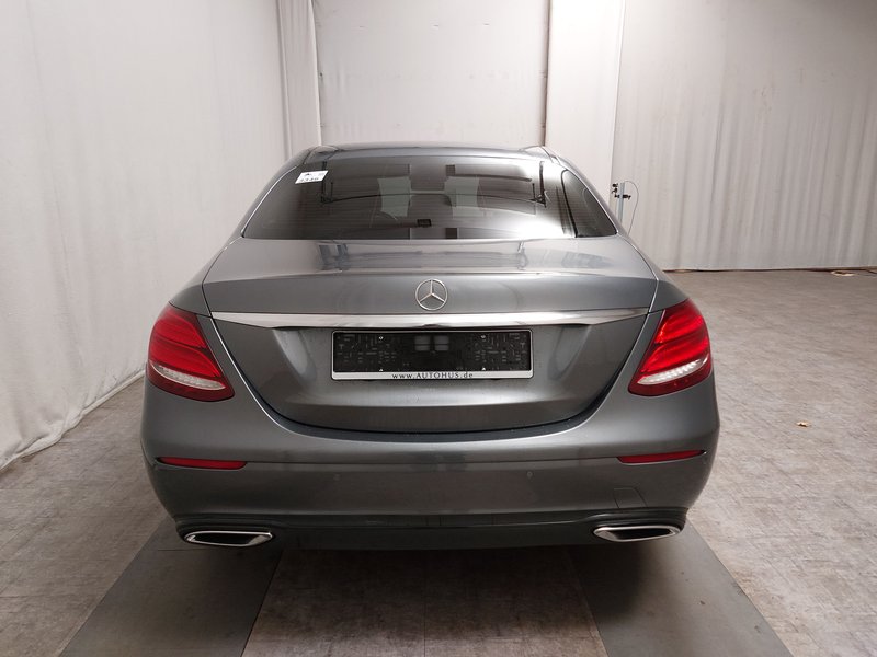 Mercedes-Benz E 220 d automatik Avantgarde • ACC • 360° kamera — 14