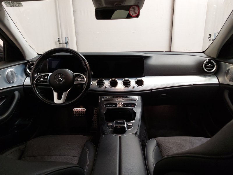 Mercedes-Benz E 220 d automatik Avantgarde • ACC • 360° kamera — 17