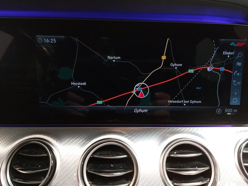 Mercedes-Benz E 220 d automatik Avantgarde • ACC • 360° kamera — 19