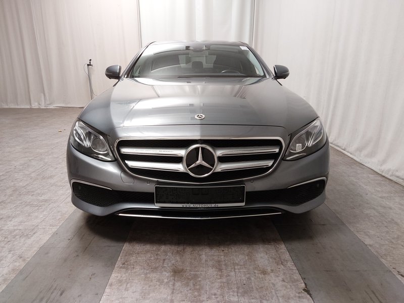 Mercedes-Benz E 220 d automatik Avantgarde • ACC • 360° kamera — 9