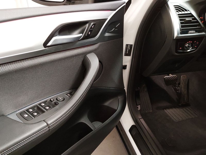 BMW X3 xDrive20d automatik Advantage • Full LED • digitalni instrumenti — 14
