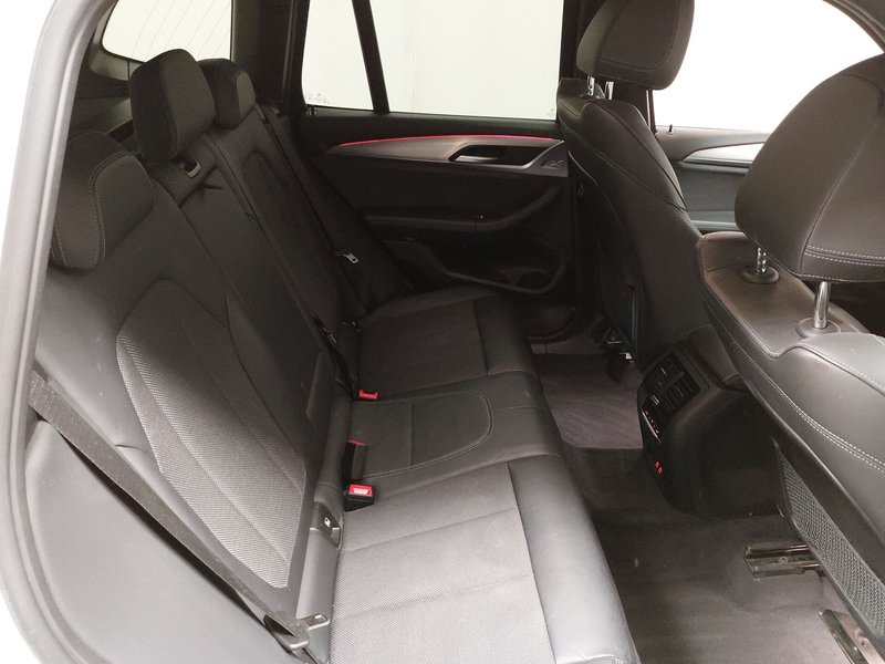BMW X3 xDrive20d automatik Advantage • Full LED • digitalni instrumenti — 17