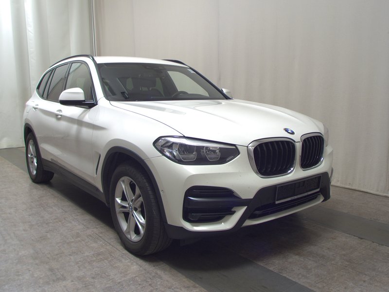 BMW X3 xDrive20d automatik Advantage • Full LED • digitalni instrumenti — 3