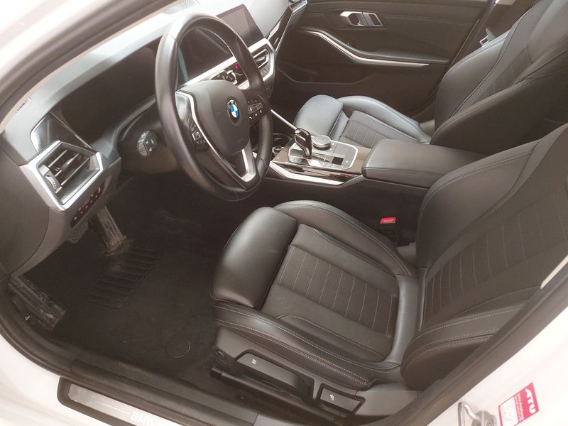 BMW 320d Touring automatik Sport Line • ACC • LED — 6