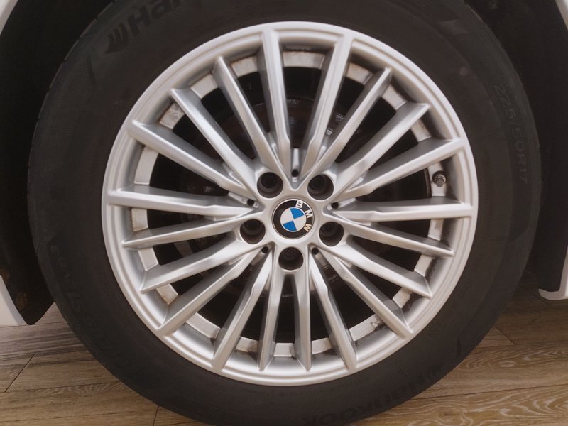 BMW 320d Touring automatik Sport Line • ACC • LED — 9
