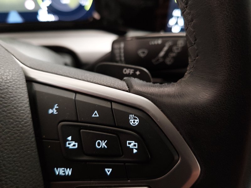 Volkswagen Golf Variant 2.0 TDI automatik Life • LED • digitalni instrumenti — 15