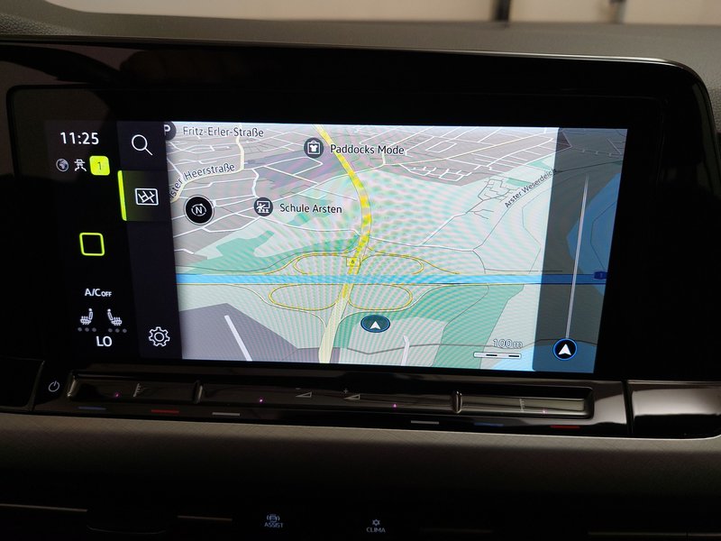 Volkswagen Golf Variant 2.0 TDI automatik Life • LED • digitalni instrumenti — 18