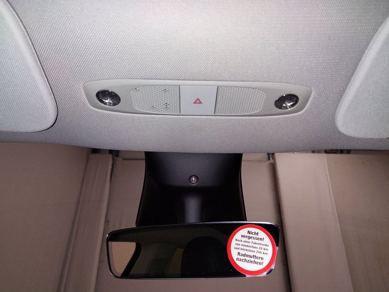 Tesla Model Y Long Range Dual Motor • ACC • Full LED — 13