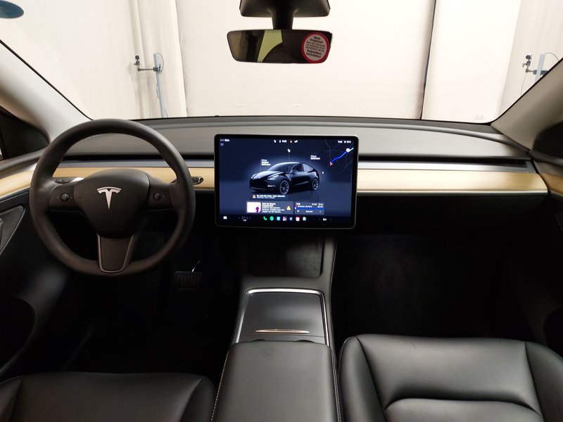 Tesla Model Y Long Range Dual Motor • ACC • Full LED — 16