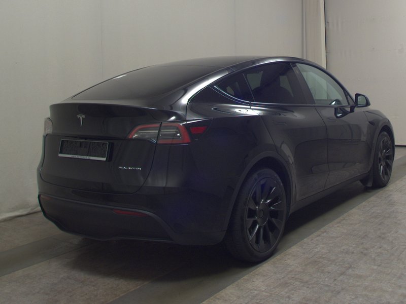Tesla Model Y Long Range Dual Motor • ACC • Full LED — 4