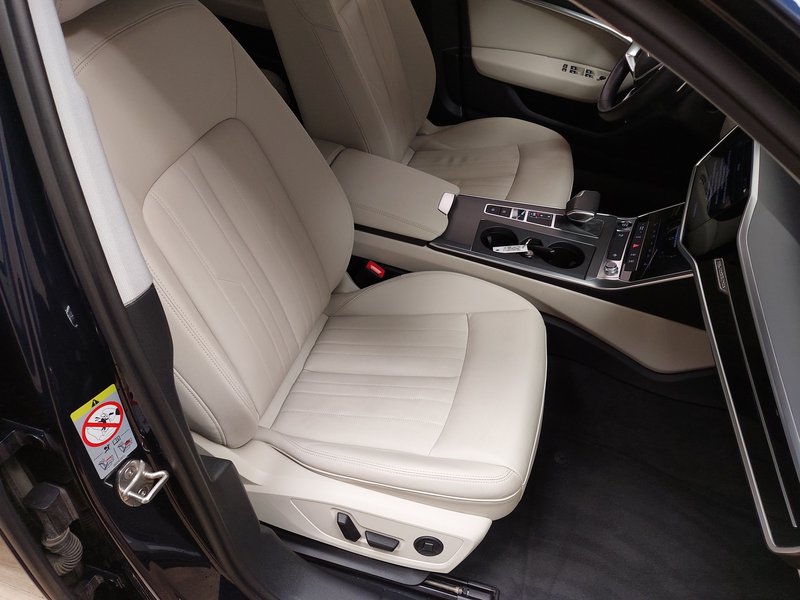 Audi A6 Avant 45 TDI quattro automatik • Full LED • digitalni instrumenti — 10