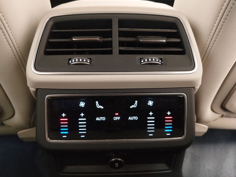 Audi A6 Avant 45 TDI quattro automatik • Full LED • digitalni instrumenti — 16