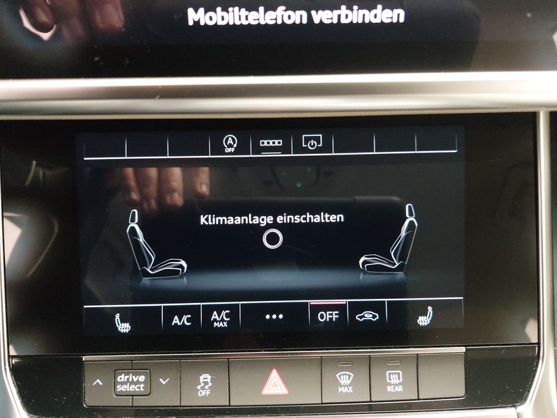 Audi A6 Avant 45 TDI quattro automatik • Full LED • digitalni instrumenti — 22