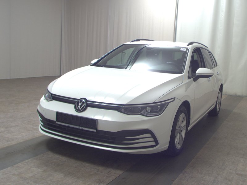 Volkswagen Golf 8 Variant 2.0 TDI automatik • ACC • LED — 2