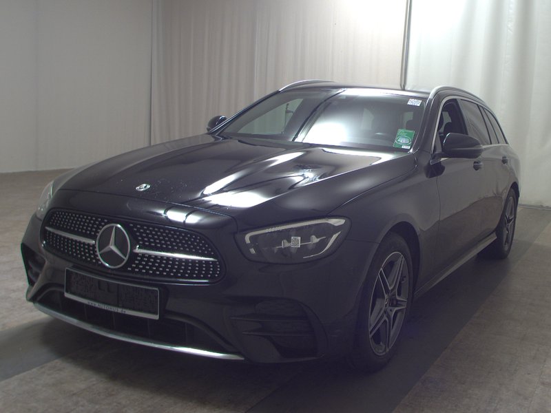 Mercedes-Benz E 300 de karavan automatik AMG Line • LED • digitalni instrumenti — 2