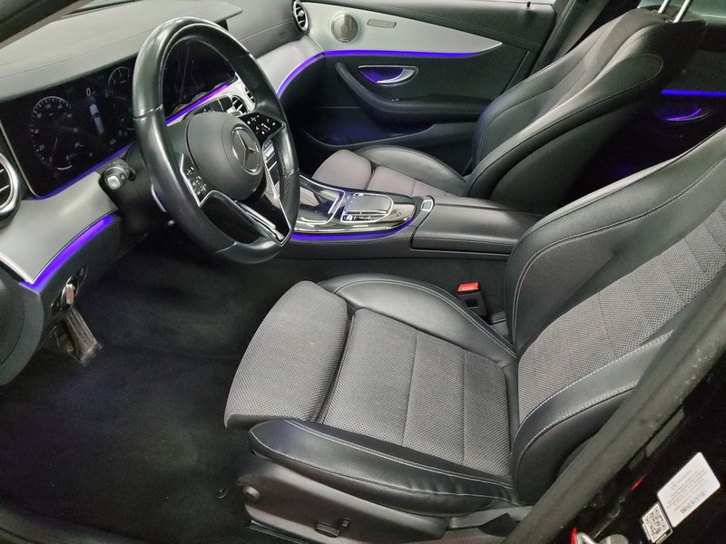 Mercedes-Benz E 300 de karavan automatik AMG Line • LED • digitalni instrumenti — 9