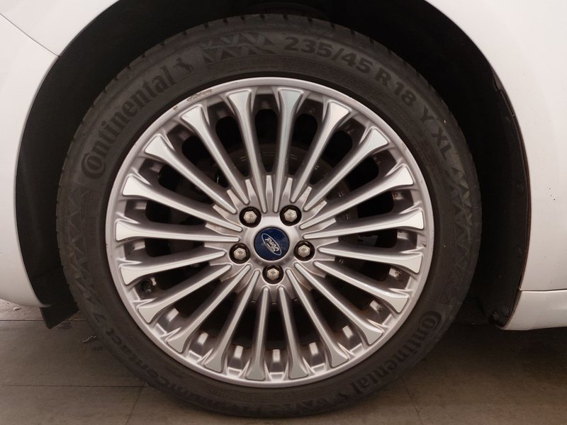 Ford Mondeo Turnier 2.0 EcoBlue automatik Titanium • ACC • Električna peta vrata — 8