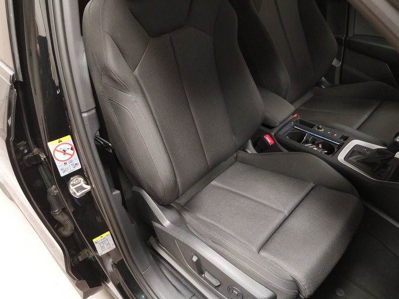 Audi Q3 2.0 TDI automatik S line • Full LED • 4x4 — 11