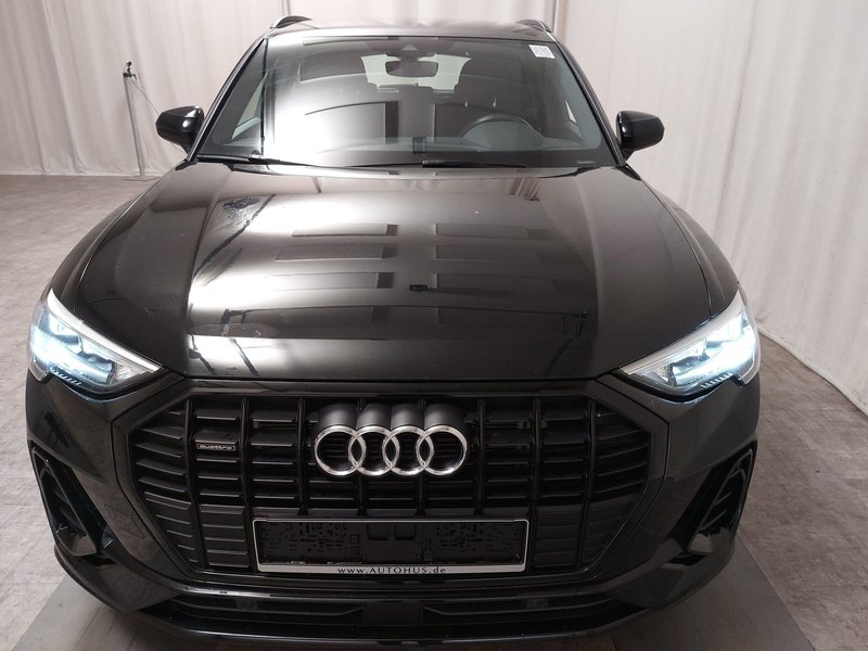 Audi Q3 2.0 TDI automatik S line • Full LED • 4x4 — 9