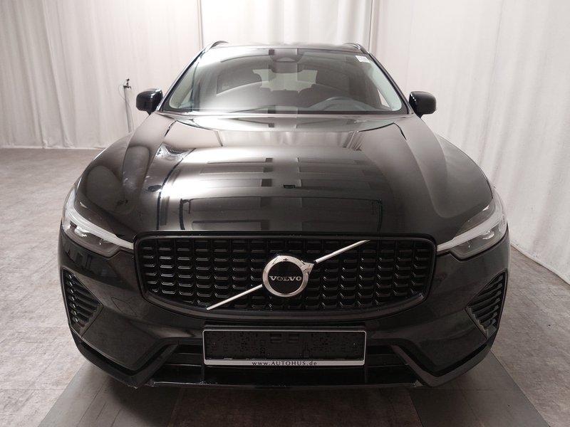 Volvo XC60 B4 D AWD automatik • ACC • el. peta vrata — 9