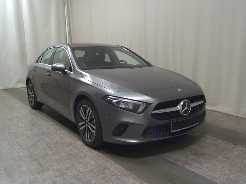 Mercedes-Benz A 220 d automatik Progressive • asistent parkiranja — 3