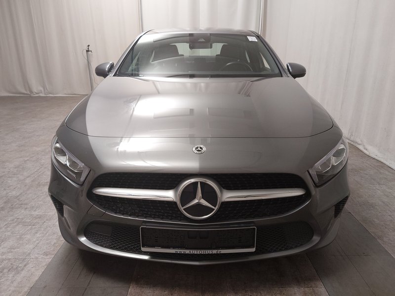 Mercedes-Benz A 220 d automatik Progressive • asistent parkiranja — 9