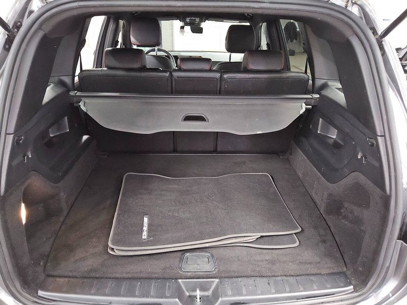 Mercedes-Benz GLB 200 d automatik AMG Line • LED — 12