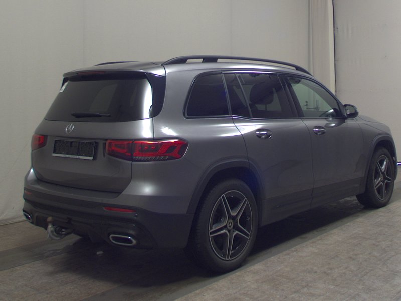 Mercedes-Benz GLB 200 d automatik AMG Line • LED — 4