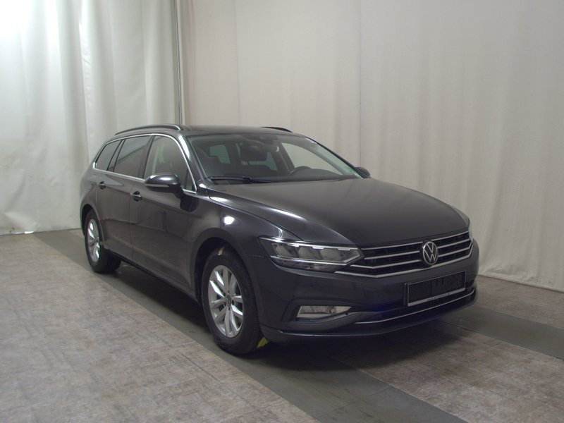Volkswagen Passat Variant 2.0 TDI automatik • 360° kamera — 3