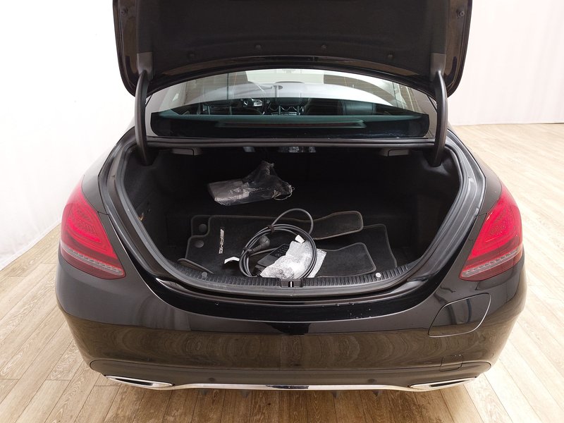 Mercedes-Benz C 300 de AMG Line automatik • Full LED • navigacija — 16