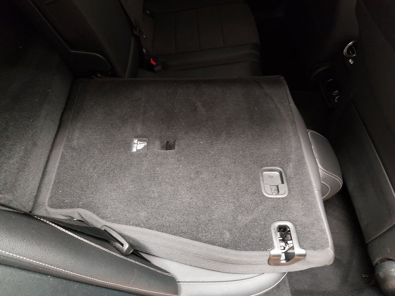 Mercedes-Benz E 300 de karavan automatik • bežično punjenje • ACC — 11