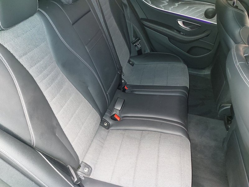 Mercedes-Benz E 300 de karavan automatik • bežično punjenje • ACC — 12