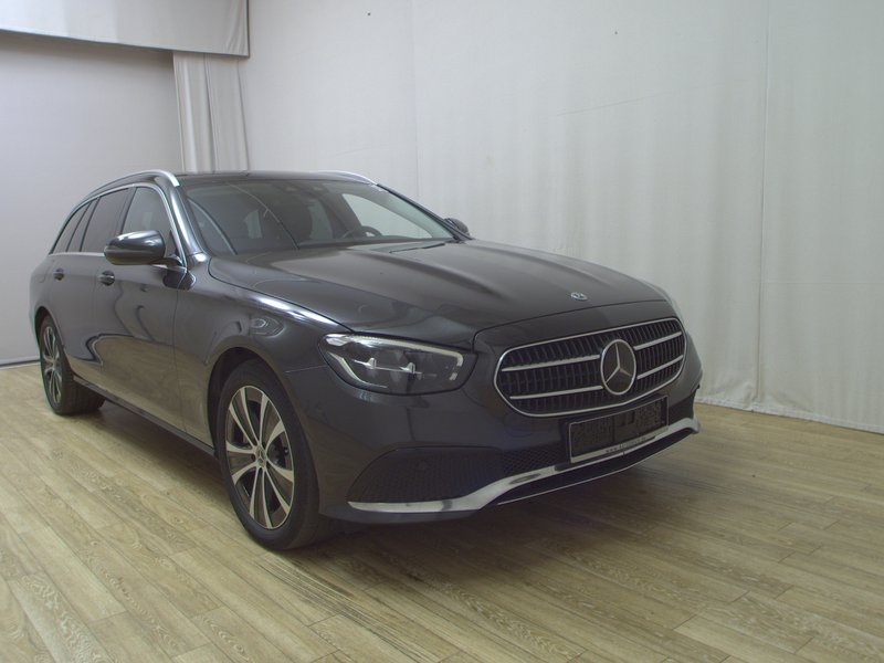 Mercedes-Benz E 300 de karavan automatik • bežično punjenje • ACC — 3