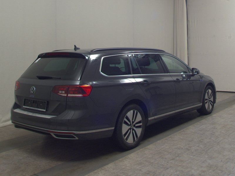 Volkswagen Passat Variant GTE 1.4 TSI automatik • ACC • LED — 4
