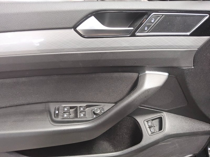 Volkswagen Passat Variant GTE 1.4 TSI automatik • ACC • LED — 9