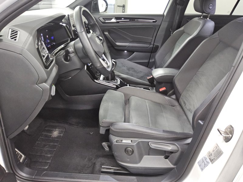 Volkswagen T-Roc 1.0 TSI R-Line • bežično punjenje • masaža — 9
