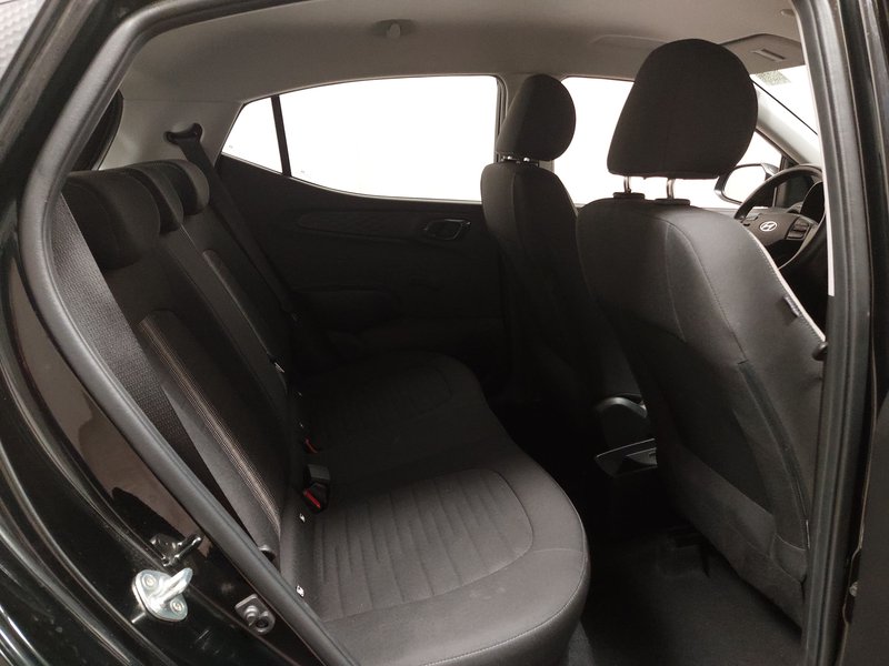 Hyundai i10 1.0 Trend — 12
