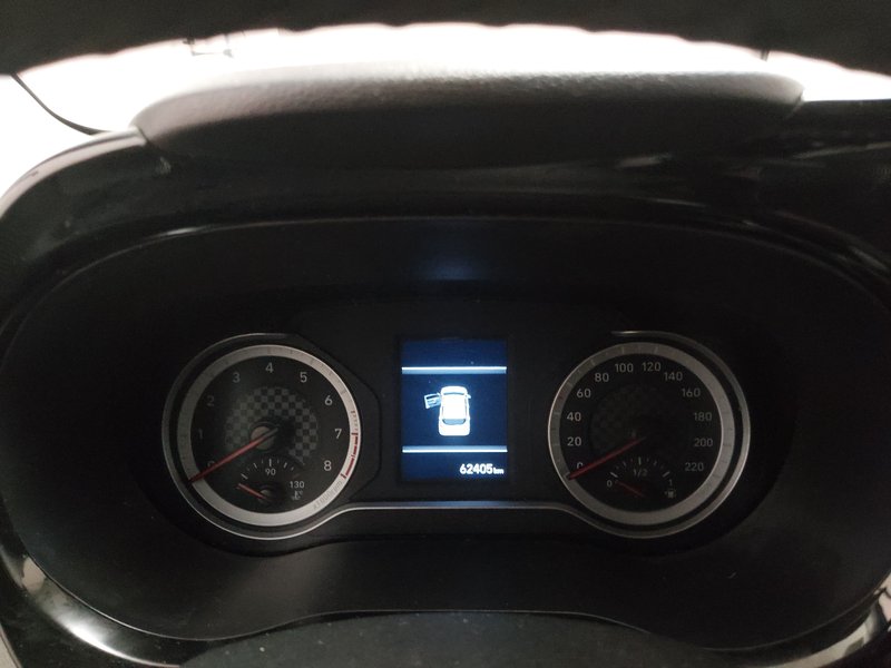 Hyundai i10 1.0 Trend — 19