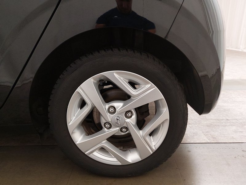 Hyundai i10 1.0 Trend — 8