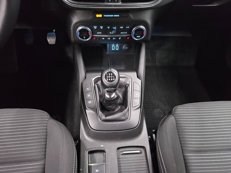 Ford Focus Turnier 1.0 EcoBoost Titanium • LED • navigacija — 6