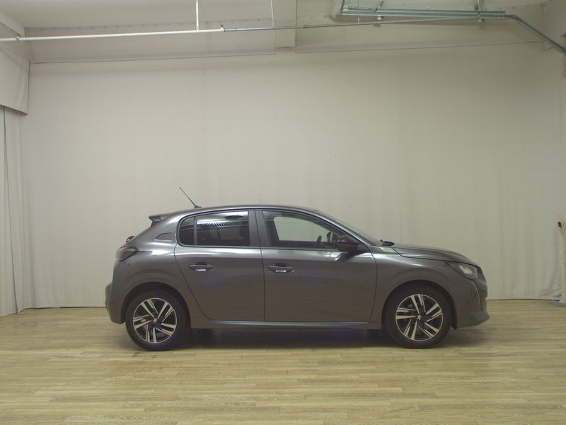 Peugeot 208 PureTech 75 Active Pack • 360° kamera • digitalni instrumenti