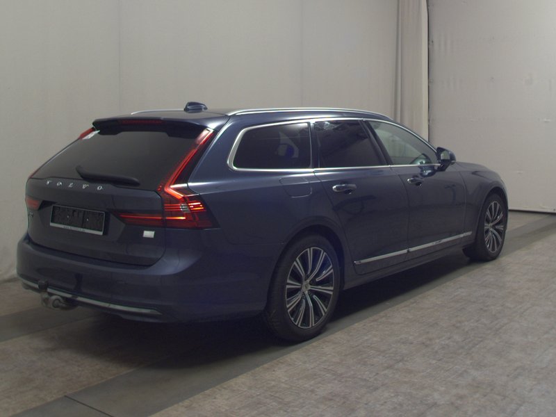 Volvo V90 T8 AWD Hybrid Inscription automatik • AHK • 360° kamera — 4