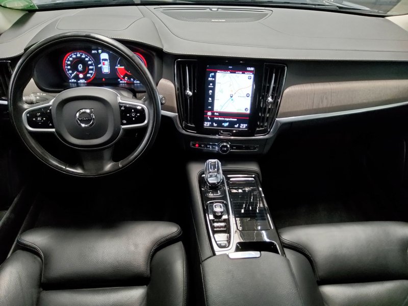 Volvo V90 T8 AWD Hybrid Inscription automatik • AHK • 360° kamera — 5